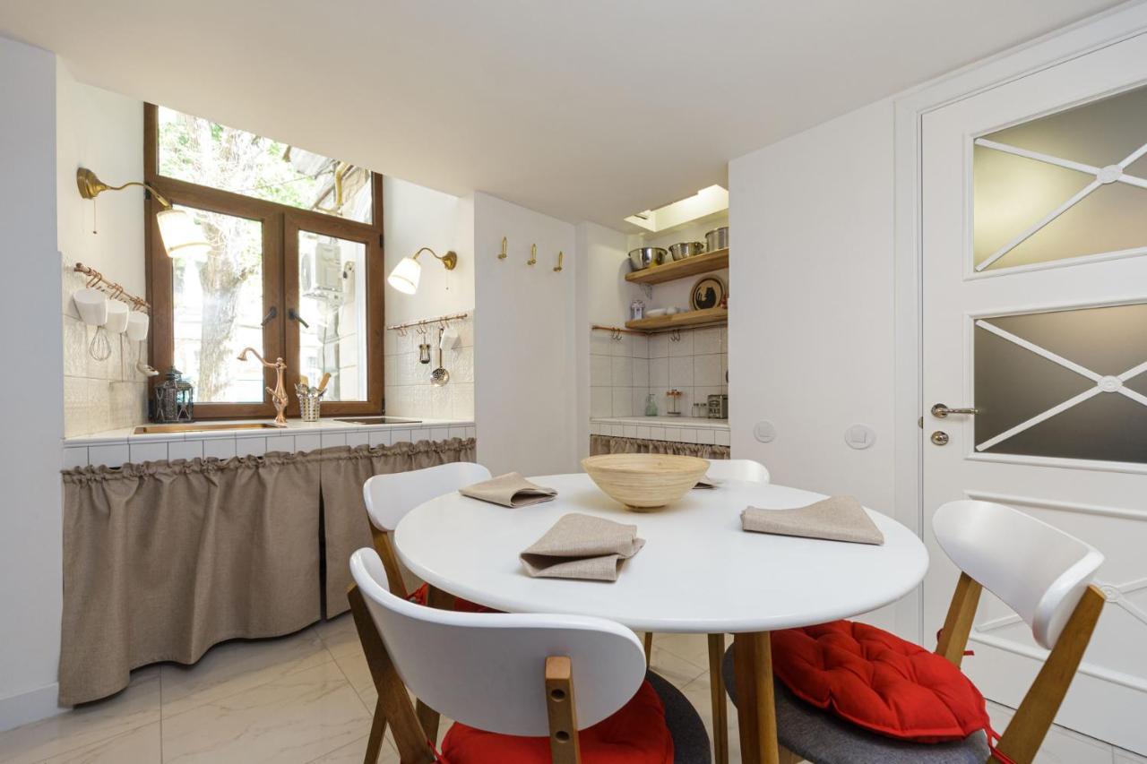 Серце Старого Міста Apartment โอเดสซา ภายนอก รูปภาพ